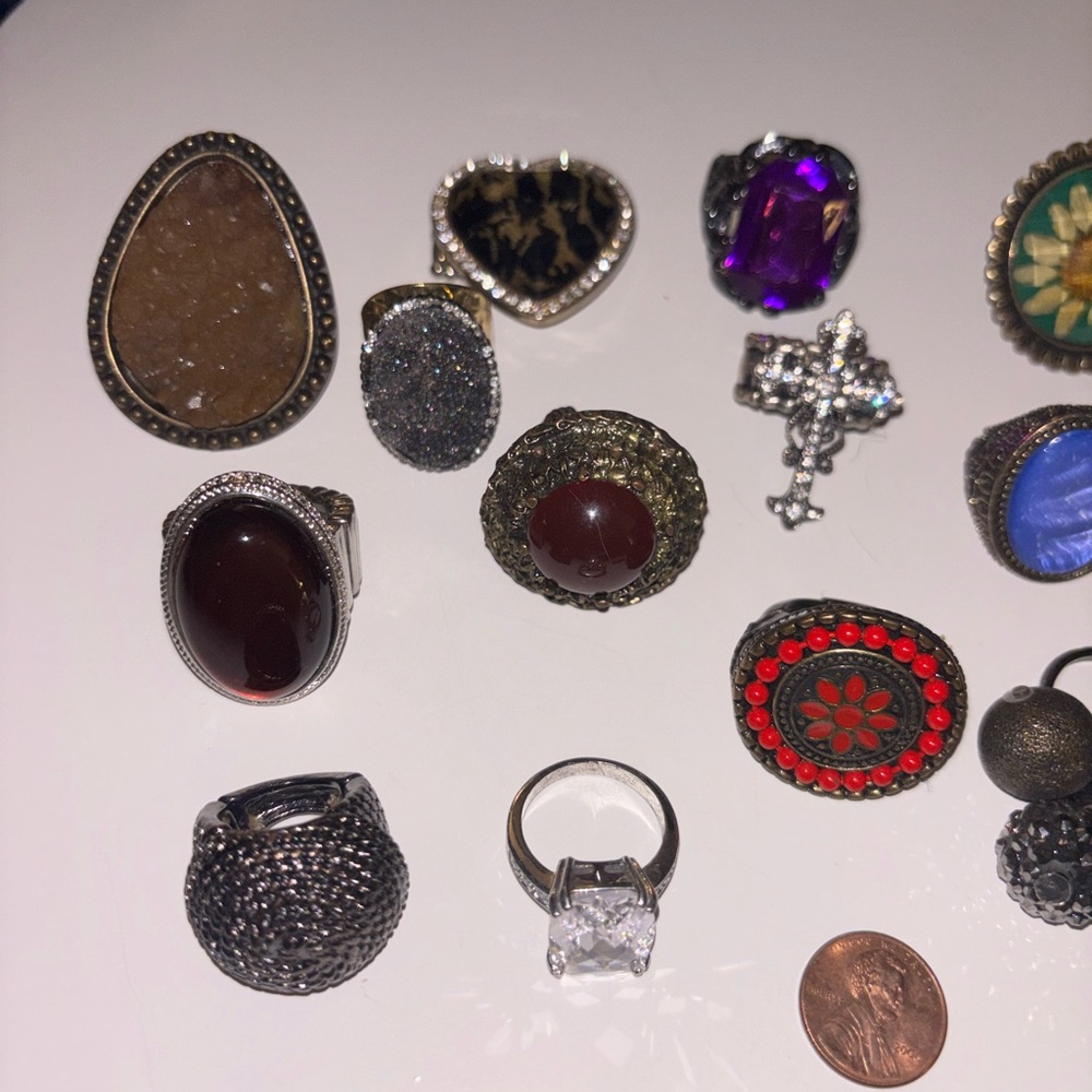Fun, Various Multi-Color Women's Costume Rings Bundle - Picture 4 of 4